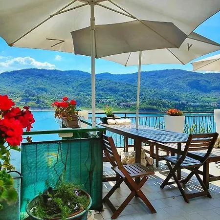 La Terrazza Sul Lago Turano Castel di Tora Exterior foto